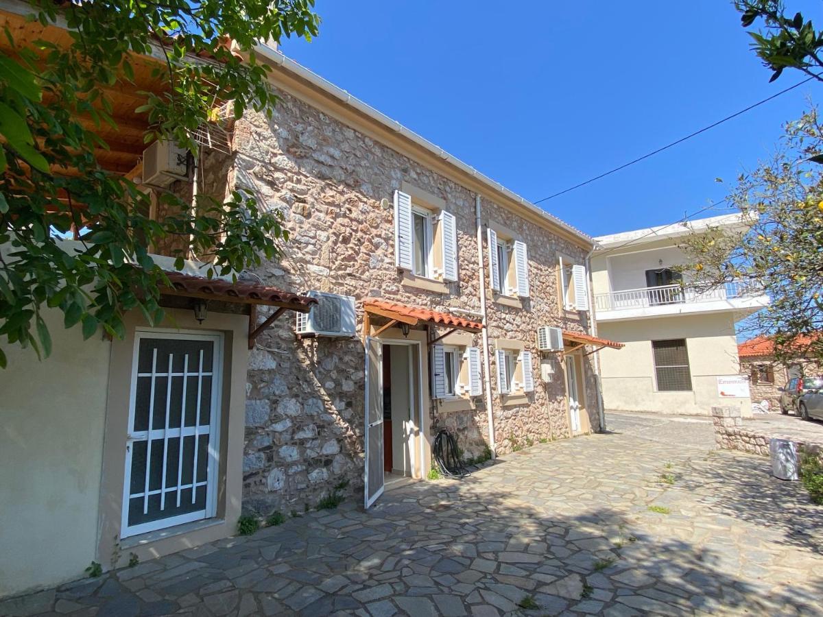 Studio Lakis Barbajonn'S Stone House Foutia Bagian luar foto